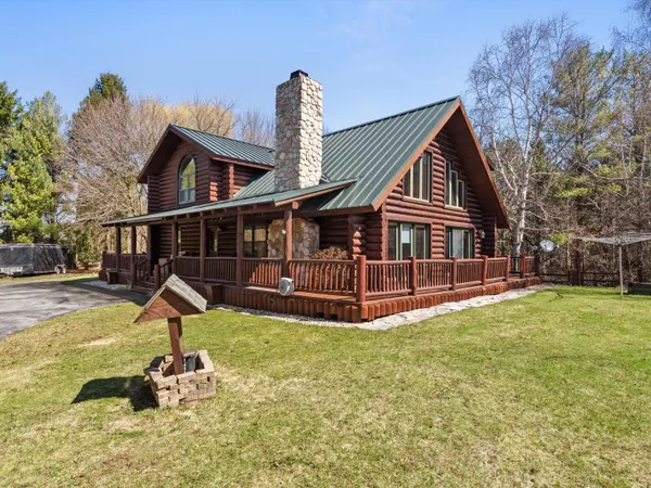 $525,000 | 1605 Gjerpen Lane, Cato, WI 54220