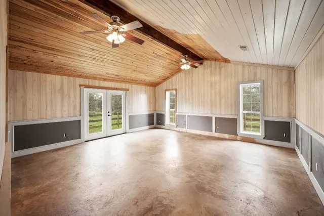 $2,500,000 | 103 County Road 103, Giddings, TX 78942