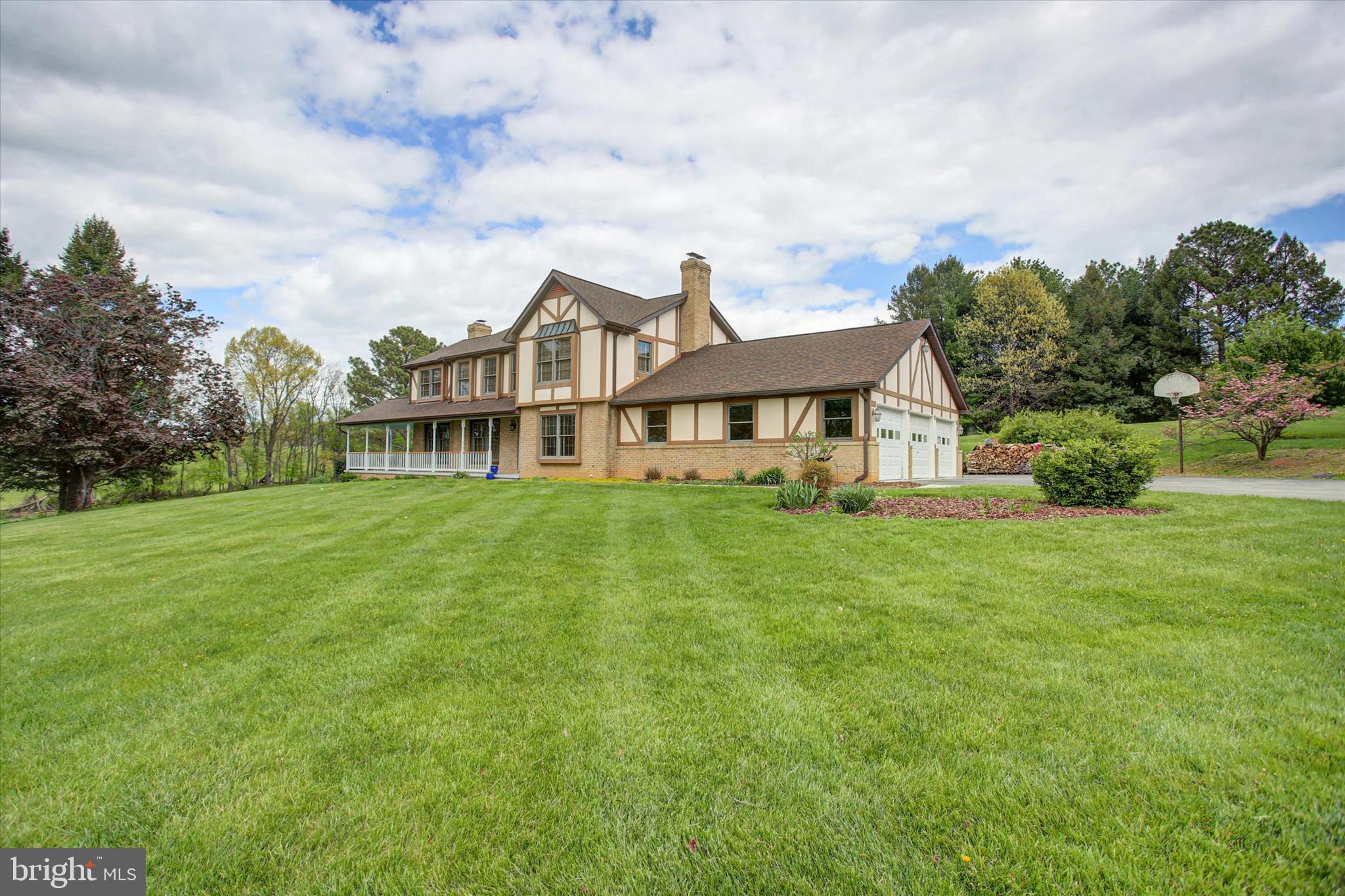 8001 Mapleville Road Boonsboro, MD 21713 - Photo 5 of 83