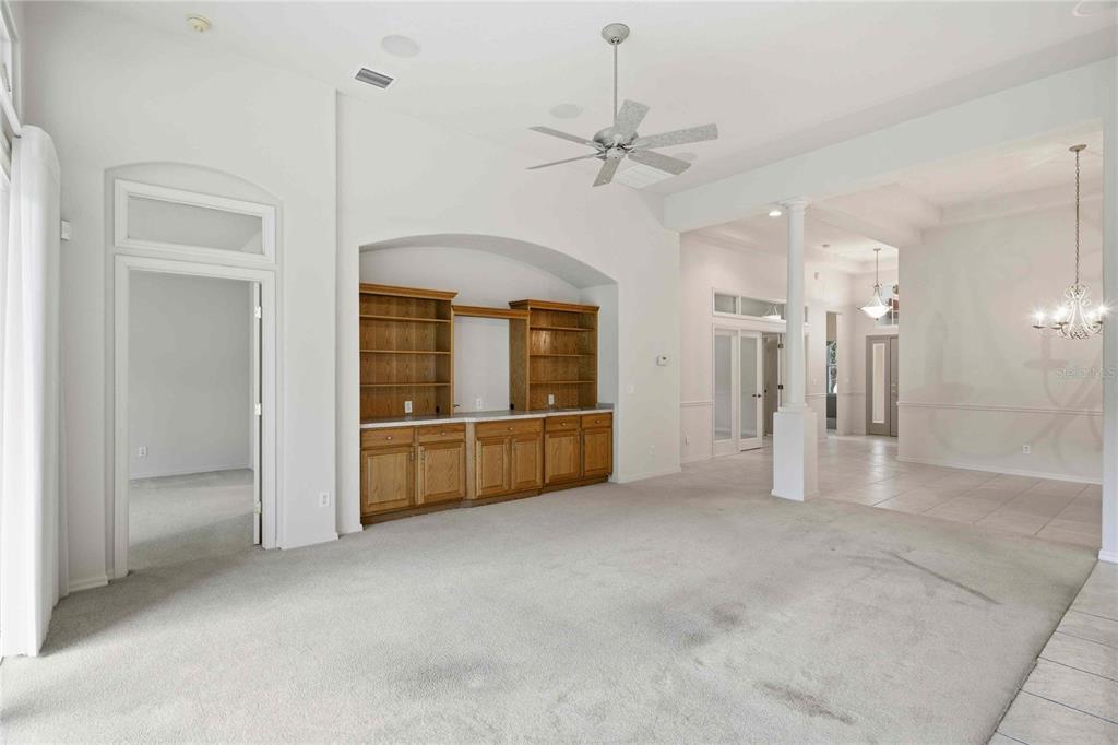 680 West Doerr Path Hernando, FL 34442 - Photo 18 of 48 a view of an empty room with a window