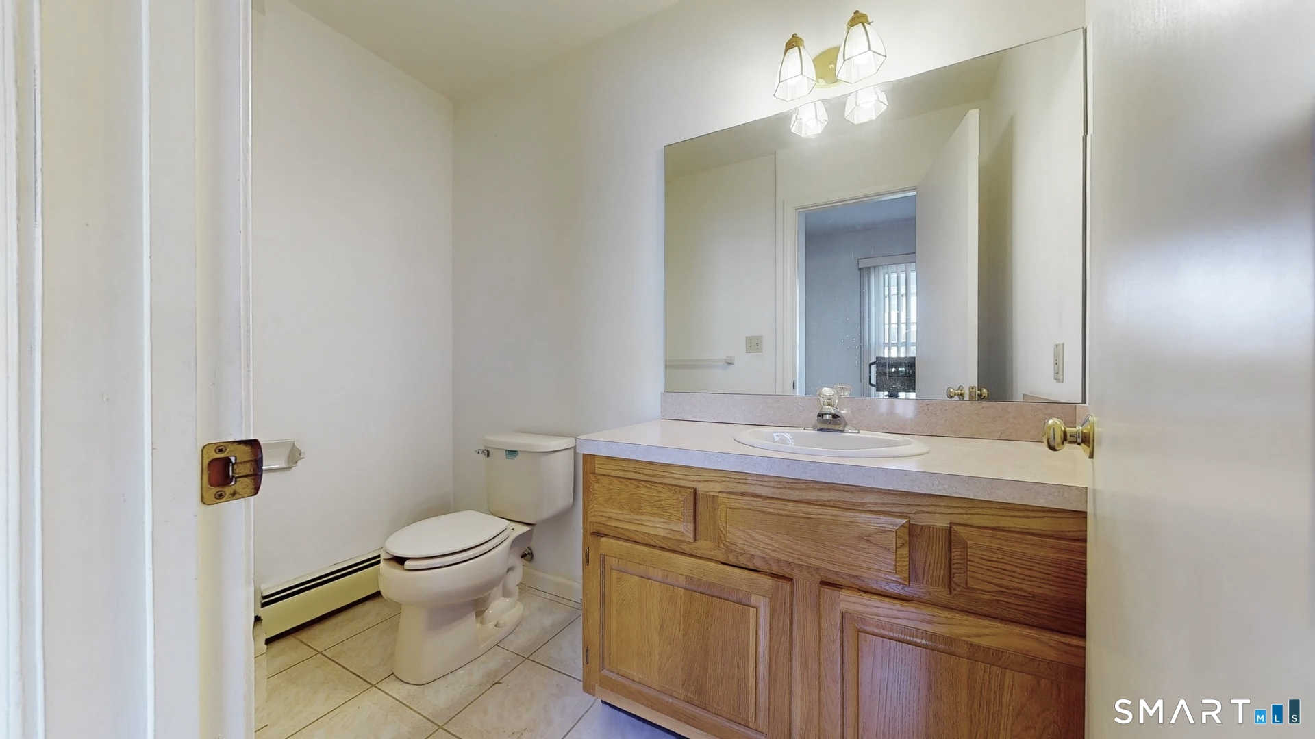 1985 Cutspring Road Stratford, CT 06614 - Photo 15 of 29