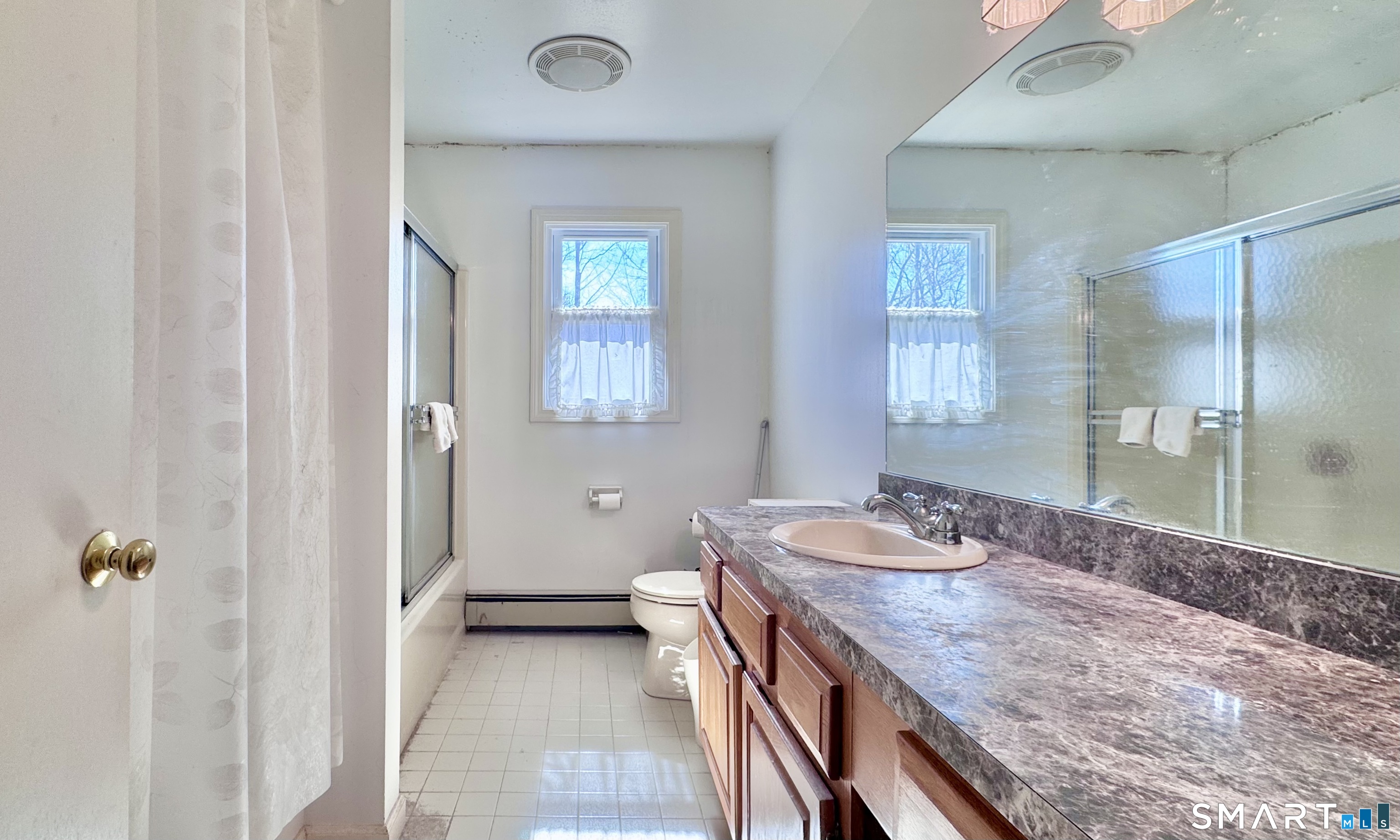 1985 Cutspring Road Stratford, CT 06614 - Photo 18 of 29