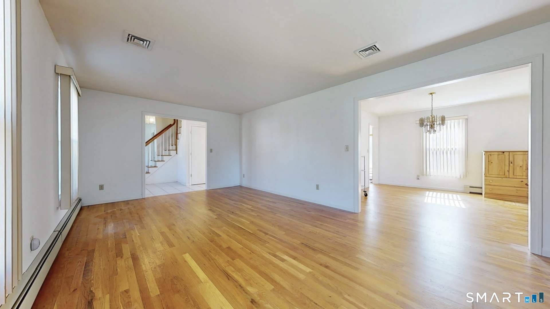 1985 Cutspring Road Stratford, CT 06614 - Photo 3 of 29