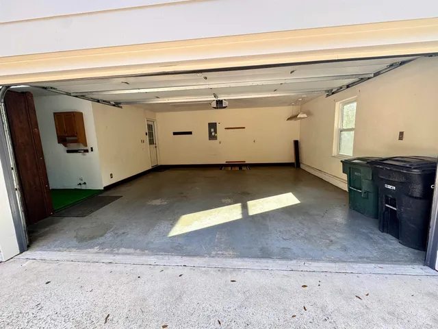 $435,000 | 3915 Royal Oaks Drive, Tallahassee, FL 32309