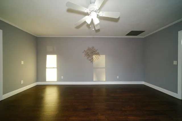 $435,000 | 3915 Royal Oaks Drive, Tallahassee, FL 32309