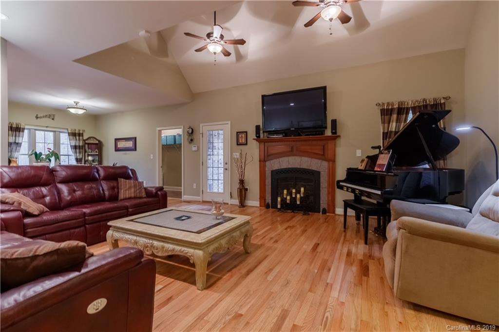 2668 Riverfork Road Clover, SC 29710 - Photo 12 of 35 Gallery Image 12