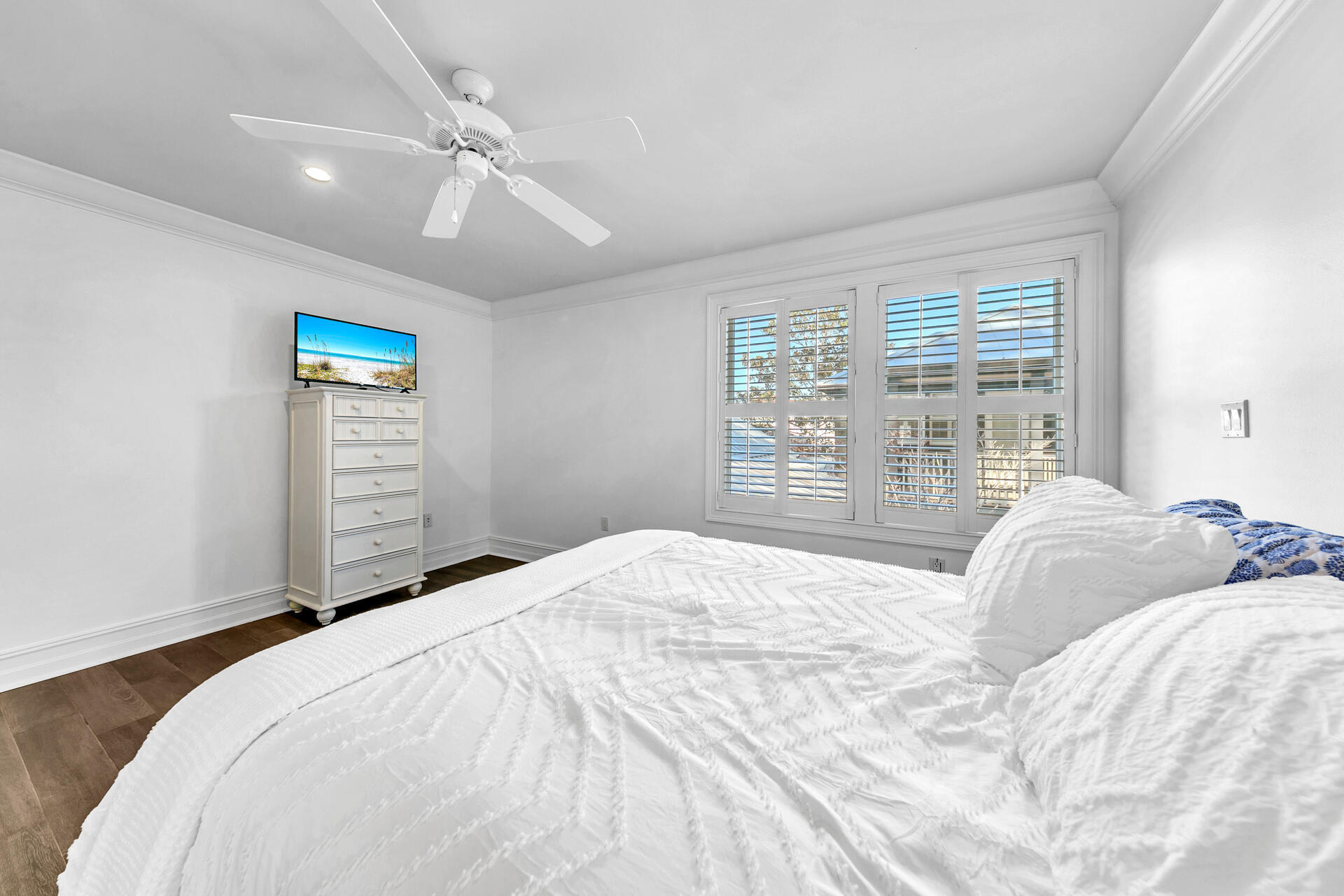 389 Driftwood Point Road Santa Rosa Beach, FL 32459 - Photo 56 of 79 a bedroom with a bed and a window