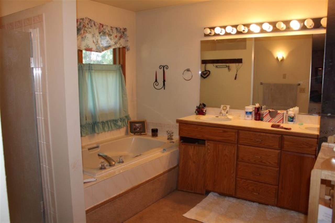 15316 North Chronicle Road Mead, WA 99021 - Photo 11 of 17