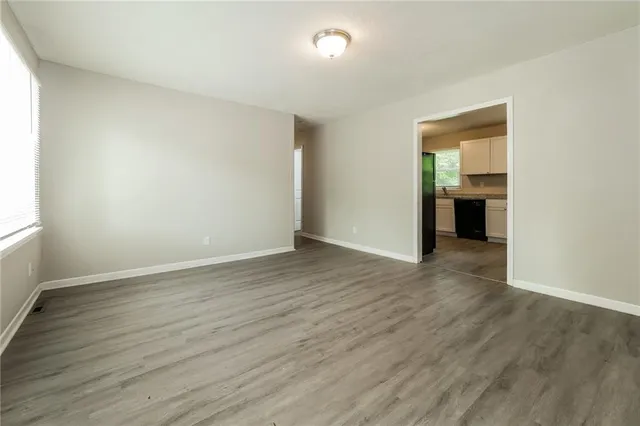 $1,525 | 17228 Cerrito Drive, Belton, MO 64012