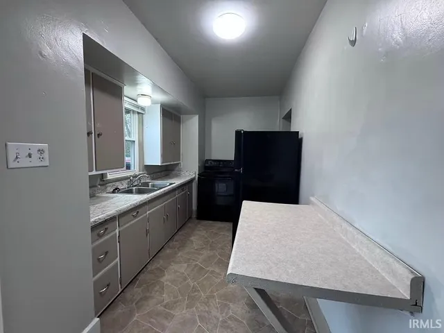 $1,000 | 1500 Wheeling Avenue, Muncie, IN 47303