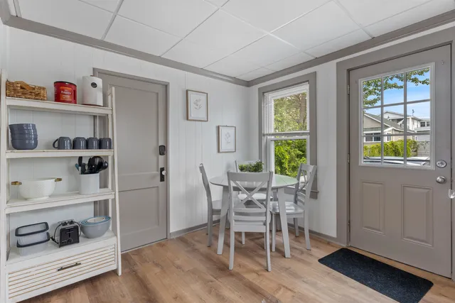 $2,000 | 2 Island Path, Unit 1, Hampton, NH 03842