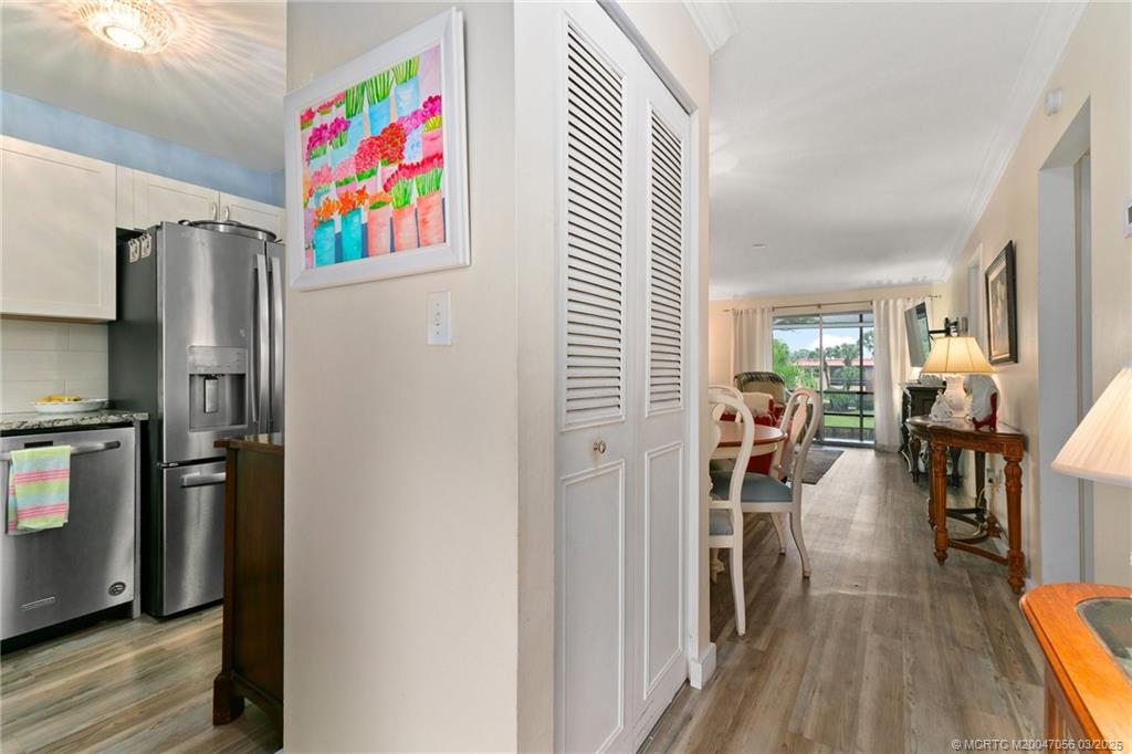 1985 Southwest Palm City Road, Unit 44I Stuart, FL 34994 - Photo 7 of 31 a view of a livingroom with furniture and a flat screen tv