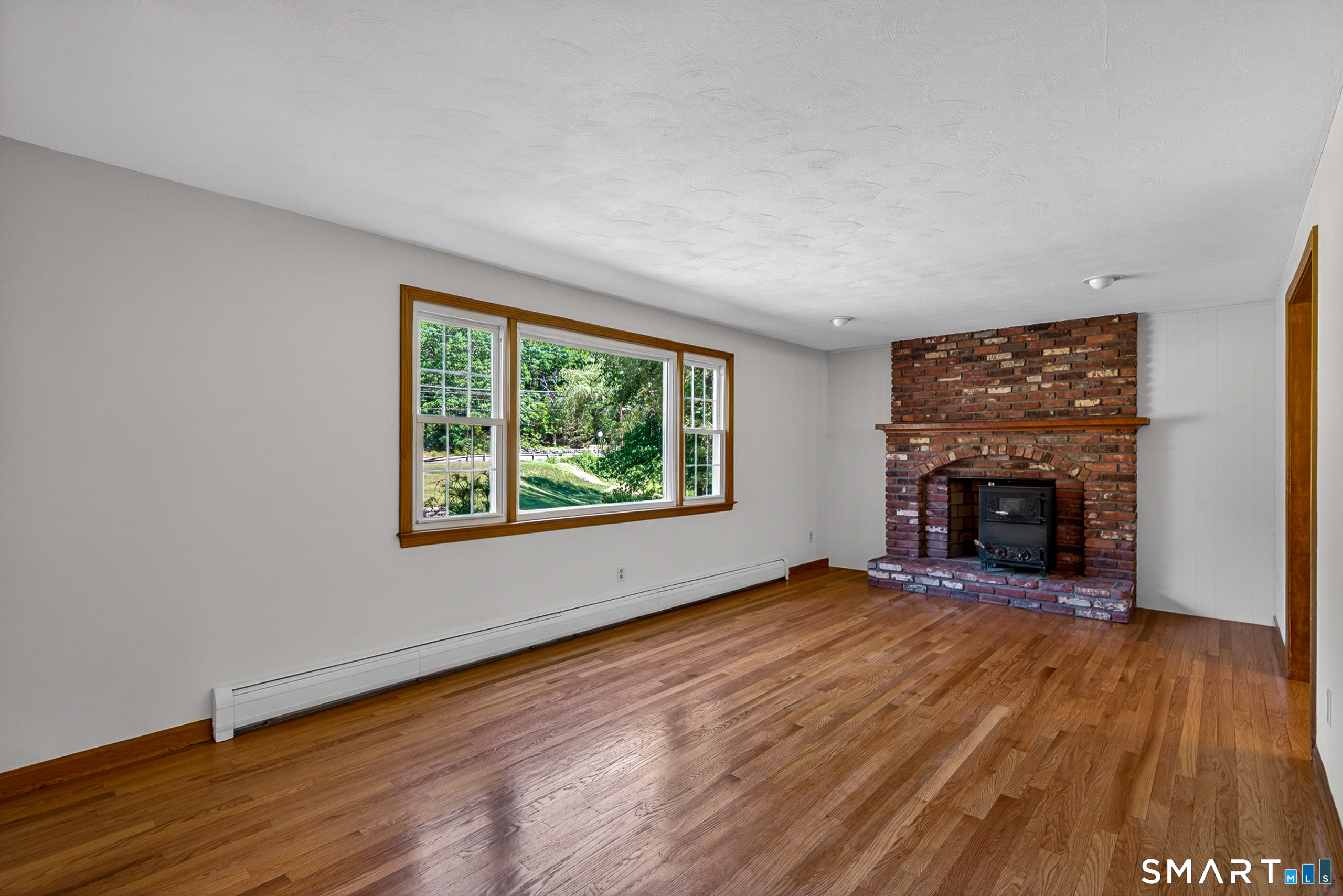 388 Tolland Stage Road Tolland, CT 06084 - Photo 7 of 39