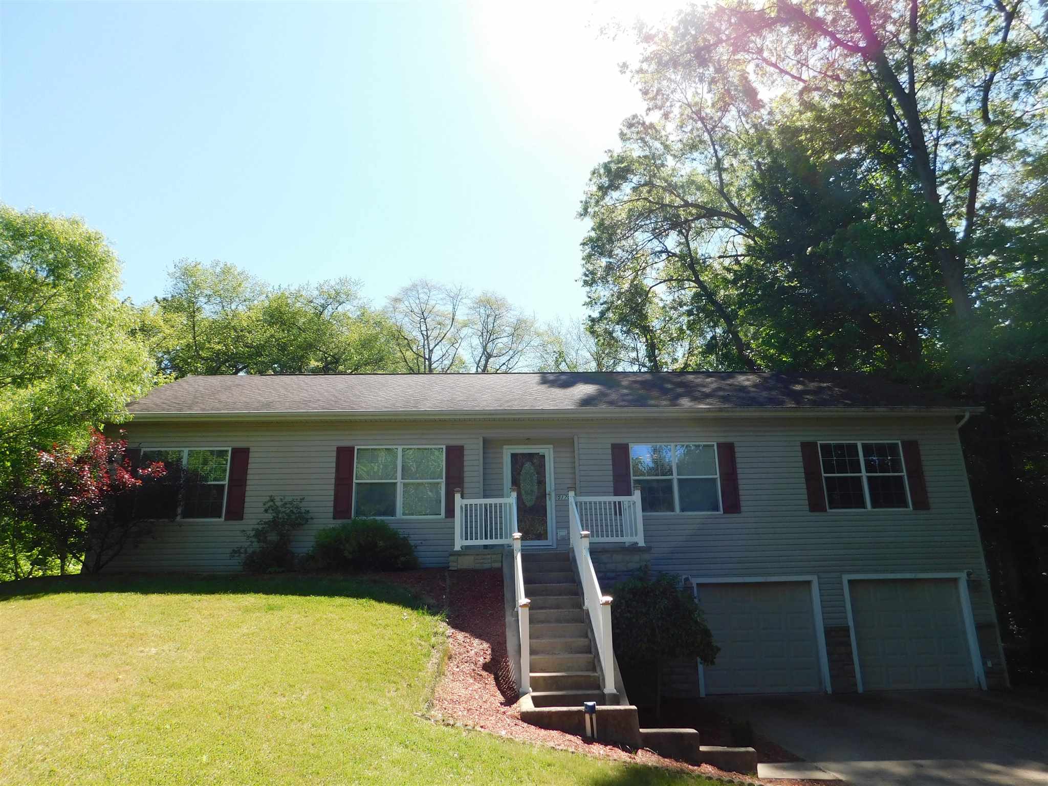 51700 Juniper Road South Bend, IN 46637 - Photo 2 of 35 Gallery Image 2
