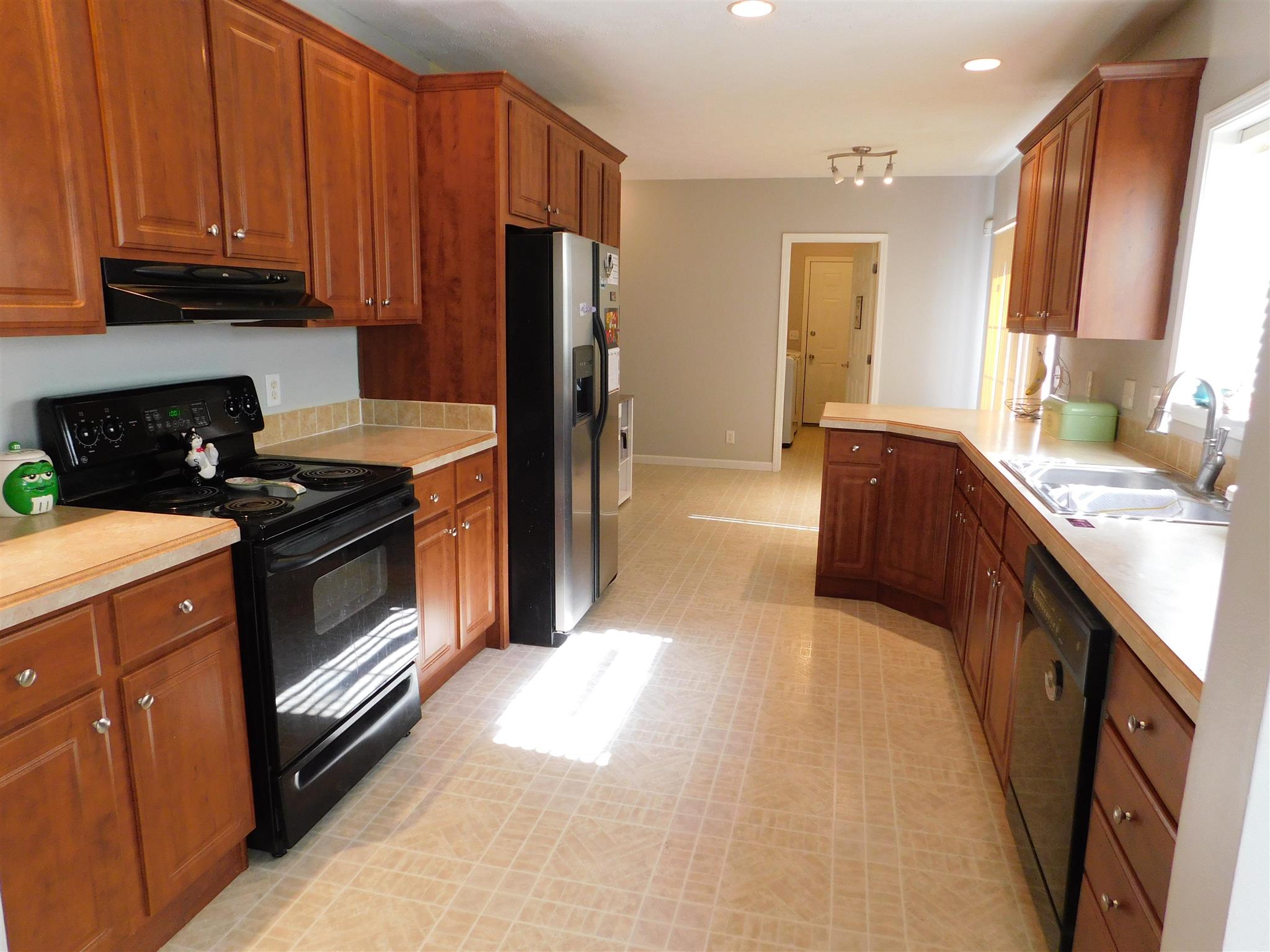 51700 Juniper Road South Bend, IN 46637 - Photo 10 of 35 Gallery Image 10