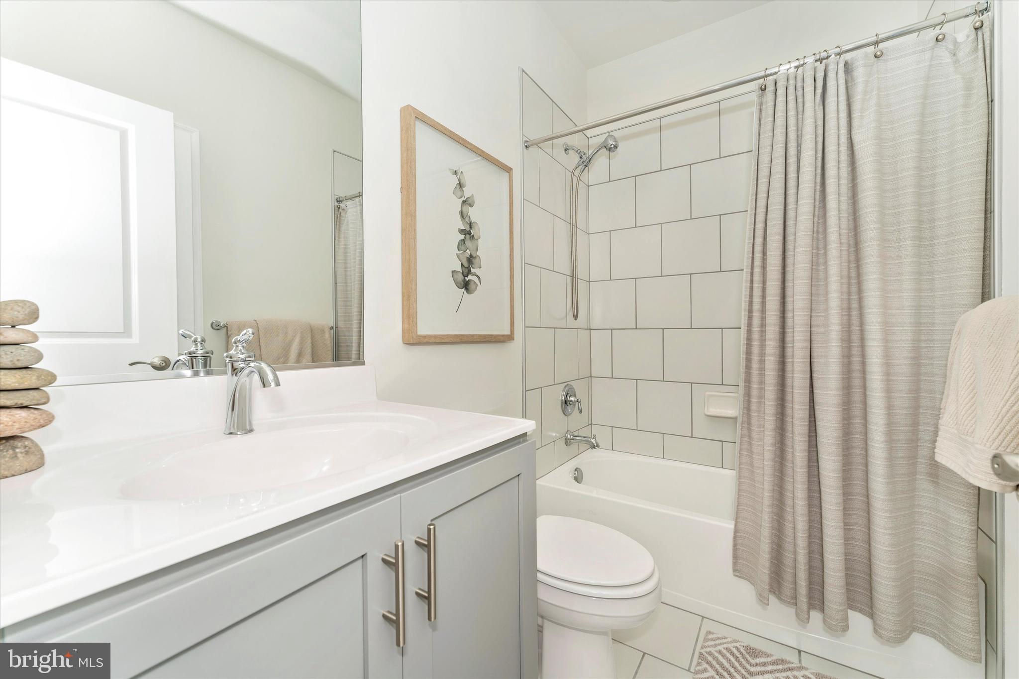 963 Holden Road Frederick, MD 21701 - Photo 10 of 48 Main Level BR with En-suite BA