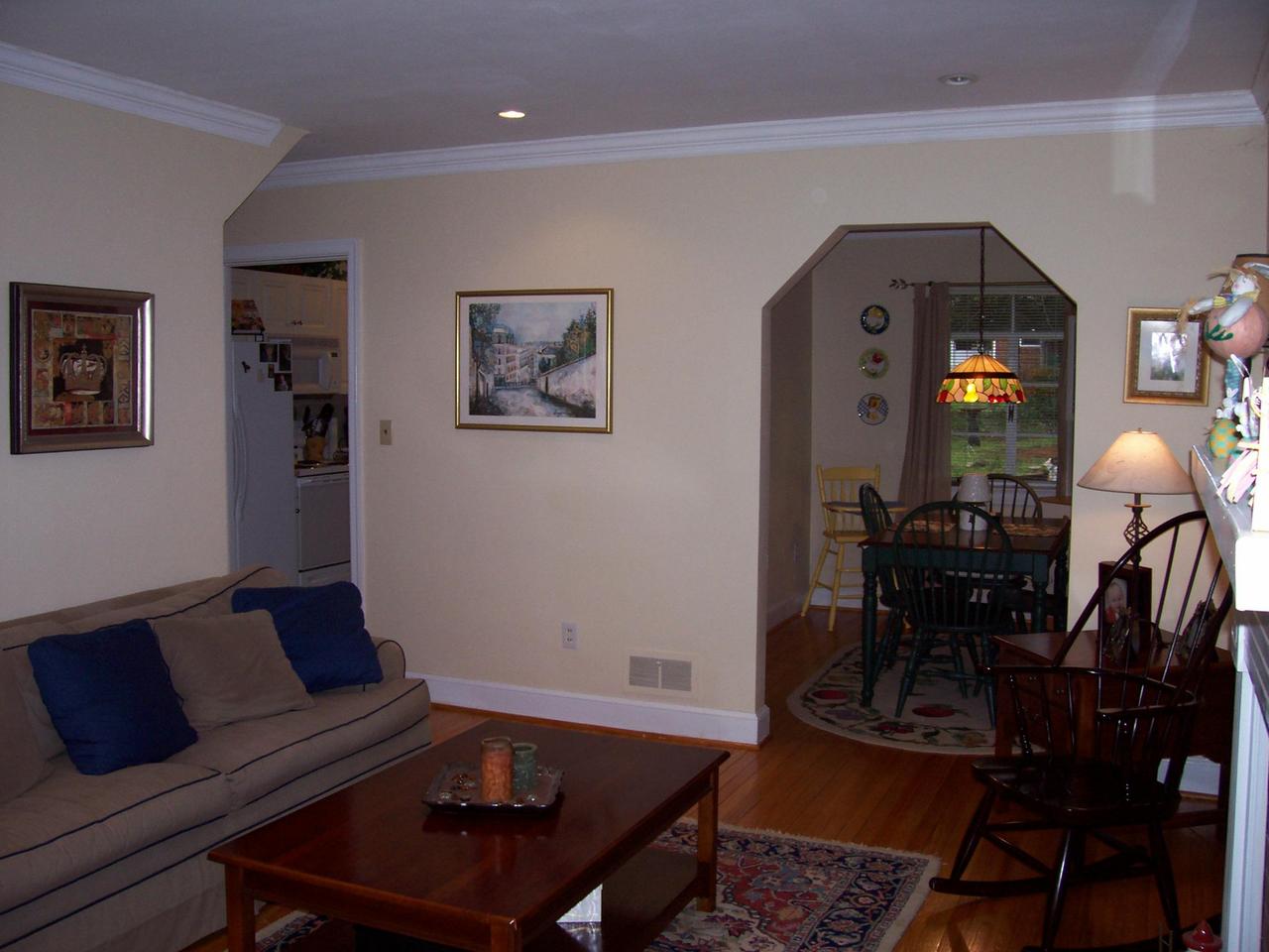 2328 Howard Road Southwest Roanoke, VA 24015 - Photo 7 of 10 inside
