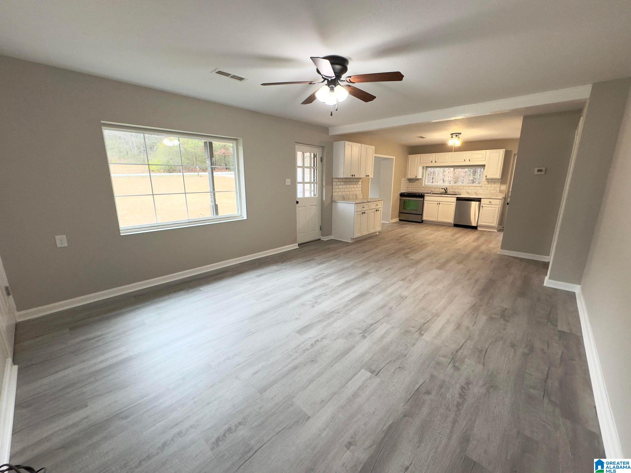 3005 Coleman Road Anniston, AL 36207 - Photo 3 of 25