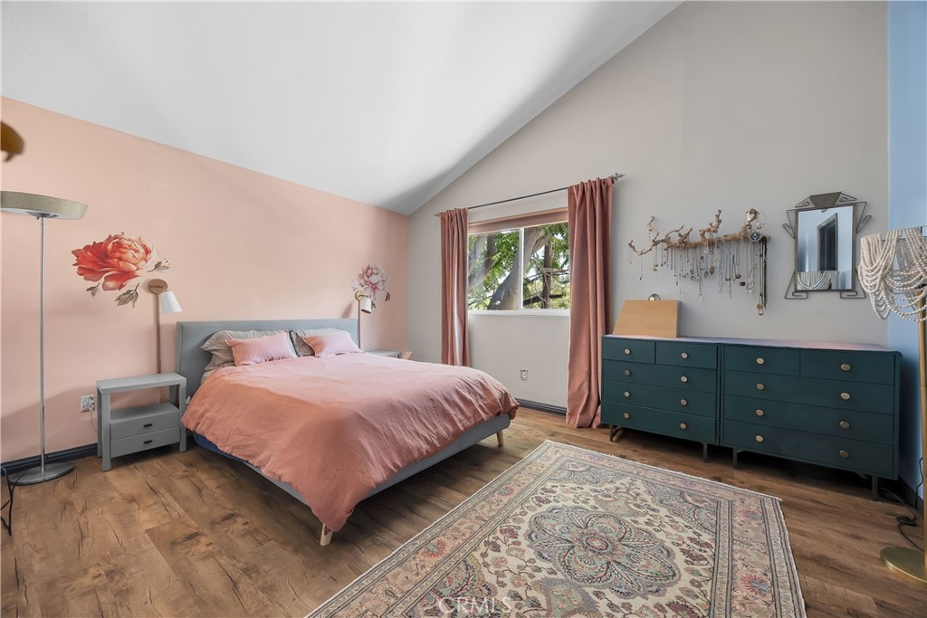 5341 Monterey Road Los Angeles, CA 90042 - Photo 19 of 40 guest room 1