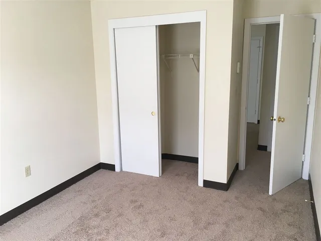 $1,896 | 161 Eastern Avenue, Unit 304, Manchester, NH 03104