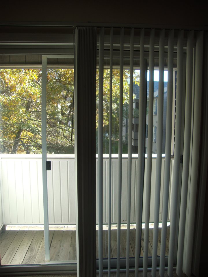 161 Eastern Avenue, Unit 304 Manchester, NH 03104 - Photo 5 of 32