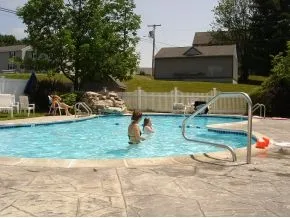 $1,896 | 161 Eastern Avenue, Unit 304, Manchester, NH 03104