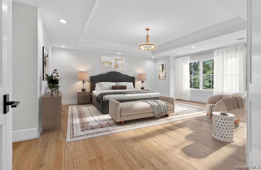 654 Caledonia Road Dix Hills, NY 11746 - Photo 19 of 34 Gallery Image 19