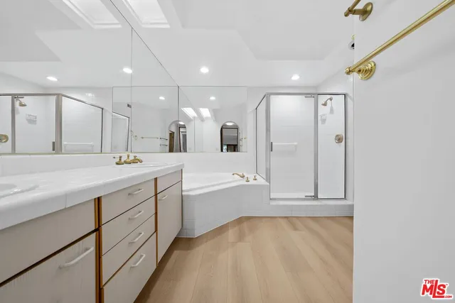 $4,150 | 15500 Sunset Boulevard, Unit 204, Pacific Palisades, CA 90272