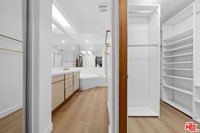 $4,150 | 15500 Sunset Boulevard, Unit 204, Pacific Palisades, CA 90272