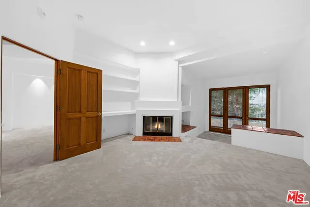 $4,150 | 15500 Sunset Boulevard, Unit 204, Pacific Palisades, CA 90272