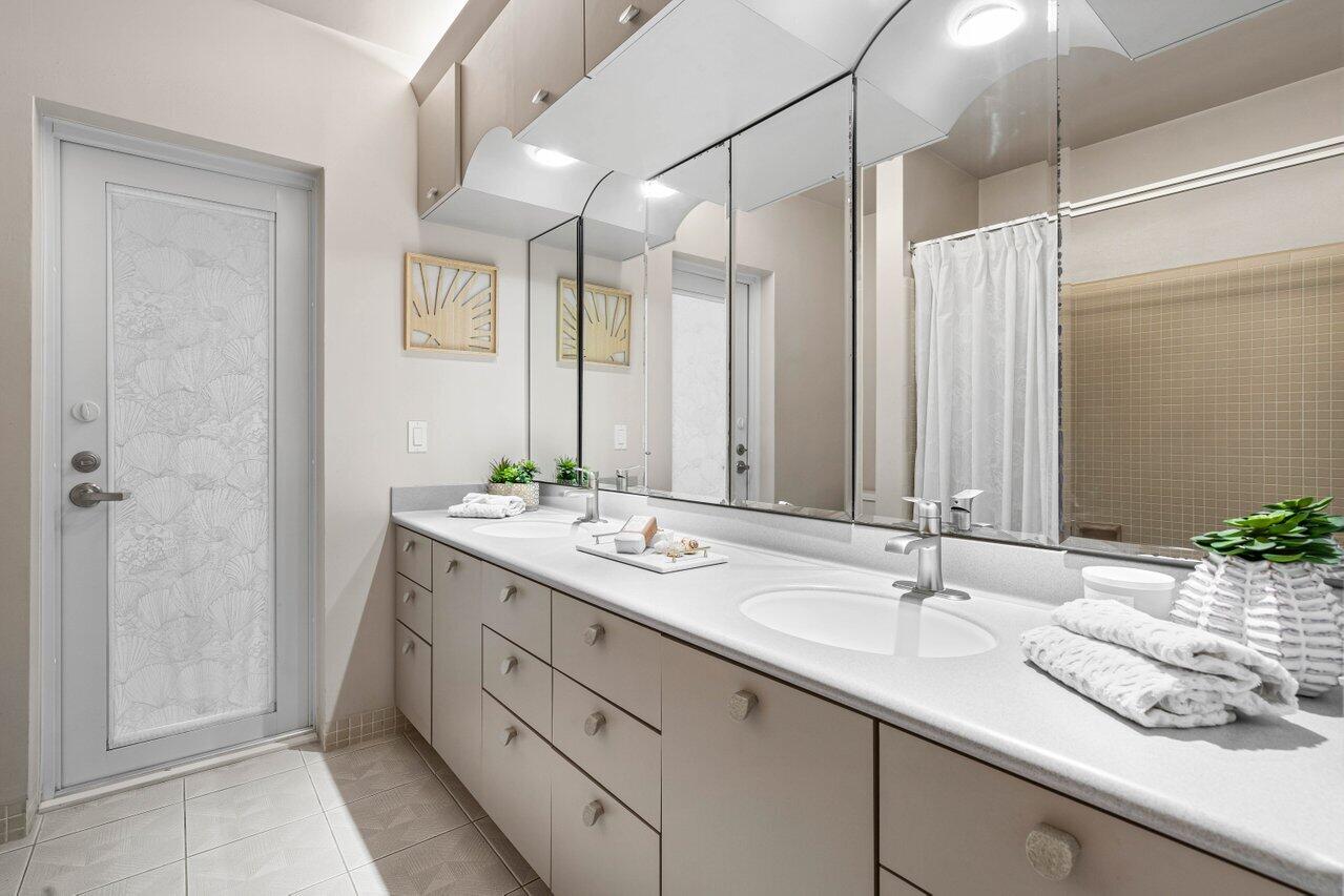 643 Northwest 11th Avenue Boca Raton, FL 33486 - Photo 25 of 37 Guest wing bathroom with double vanity