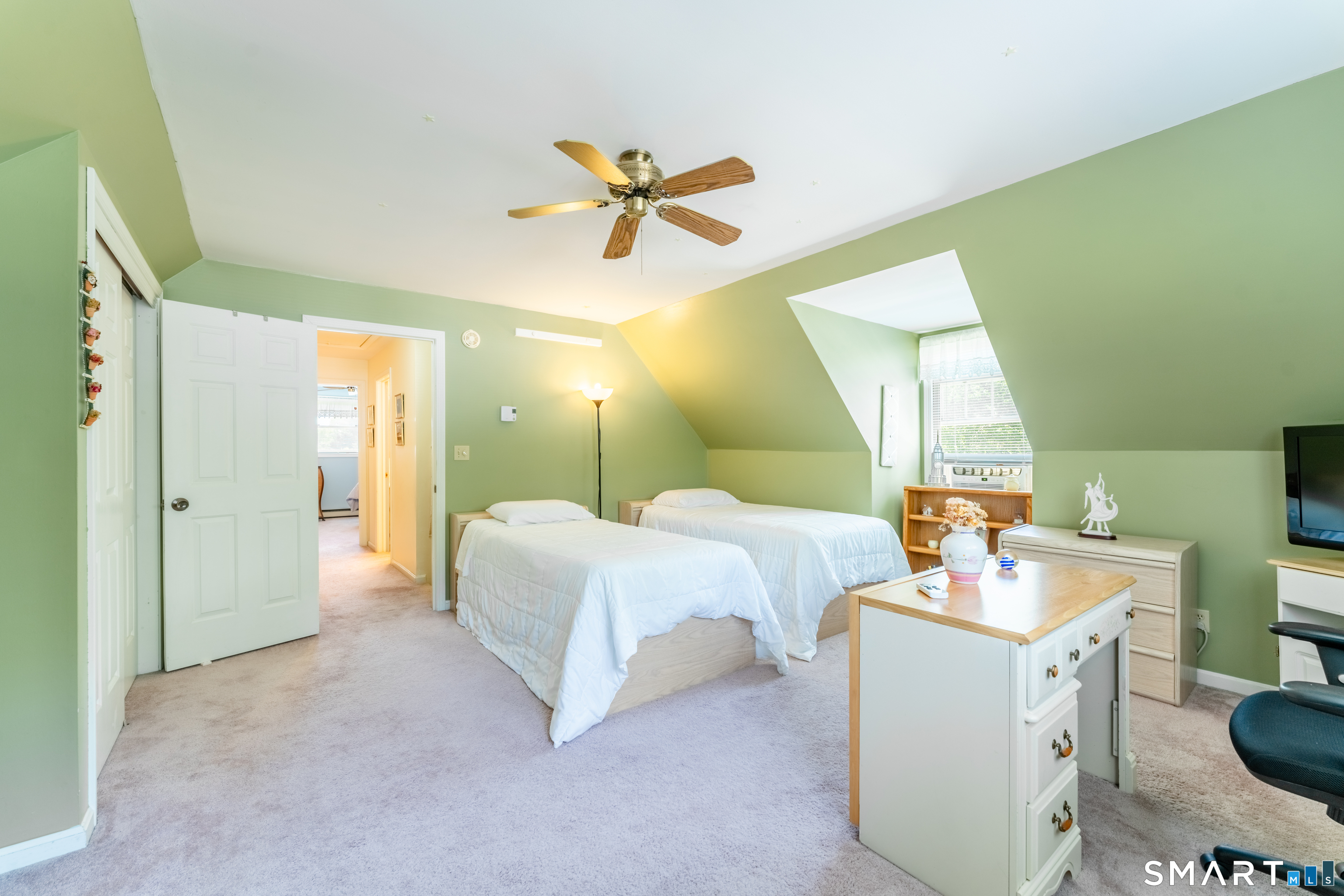 476 Noank Ledyard Road Groton, CT 06355 - Photo 26 of 37