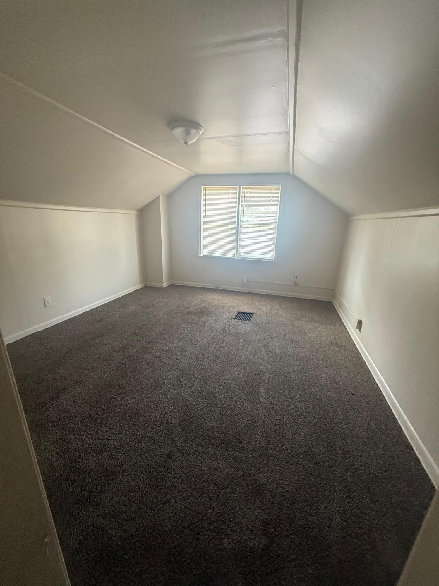 8669 Burt Road Detroit, MI 48228 - Photo 19 of 25 WhatsApp Image 2025-08-19 at 08.36.53_42