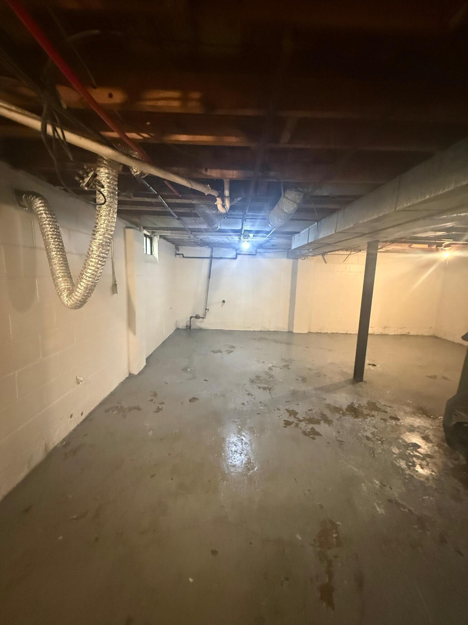 8669 Burt Road Detroit, MI 48228 - Photo 23 of 25 WhatsApp Image 2025-08-19 at 08.36.55_08