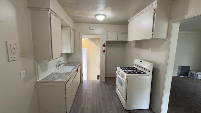 8669 Burt Road Detroit, MI 48228 - Photo 6 of 25 file (21) (1)