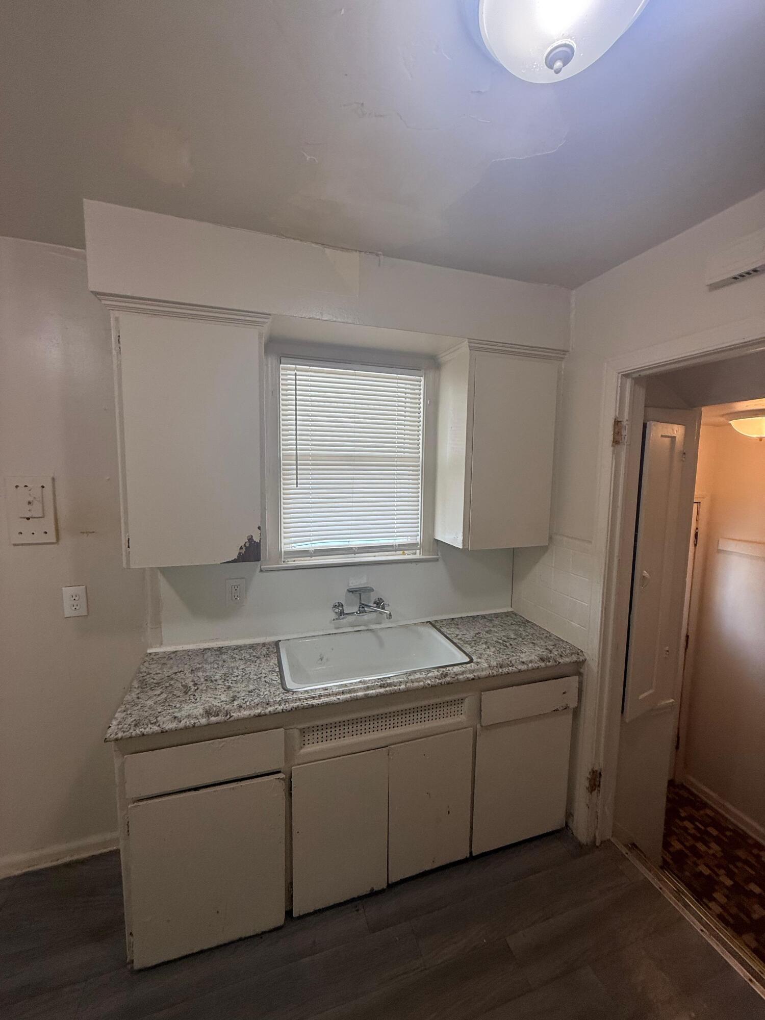 8669 Burt Road Detroit, MI 48228 - Photo 10 of 25 WhatsApp Image 2025-08-19 at 08.34.57_01
