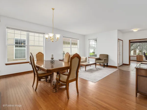 $470,000 | 1842 Highbury Lane, Aurora, IL 60502