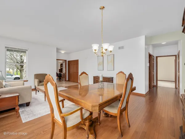 $470,000 | 1842 Highbury Lane, Aurora, IL 60502
