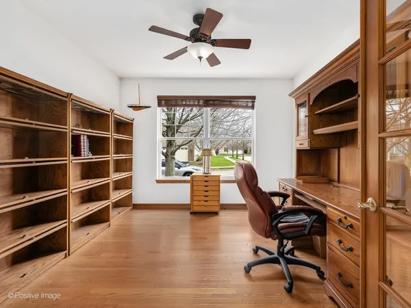 $470,000 | 1842 Highbury Lane, Aurora, IL 60502