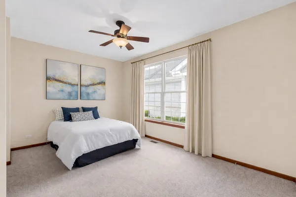 $470,000 | 1842 Highbury Lane, Aurora, IL 60502