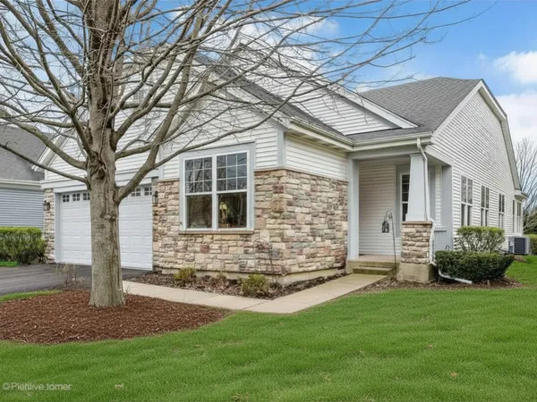 $470,000 | 1842 Highbury Lane, Aurora, IL 60502