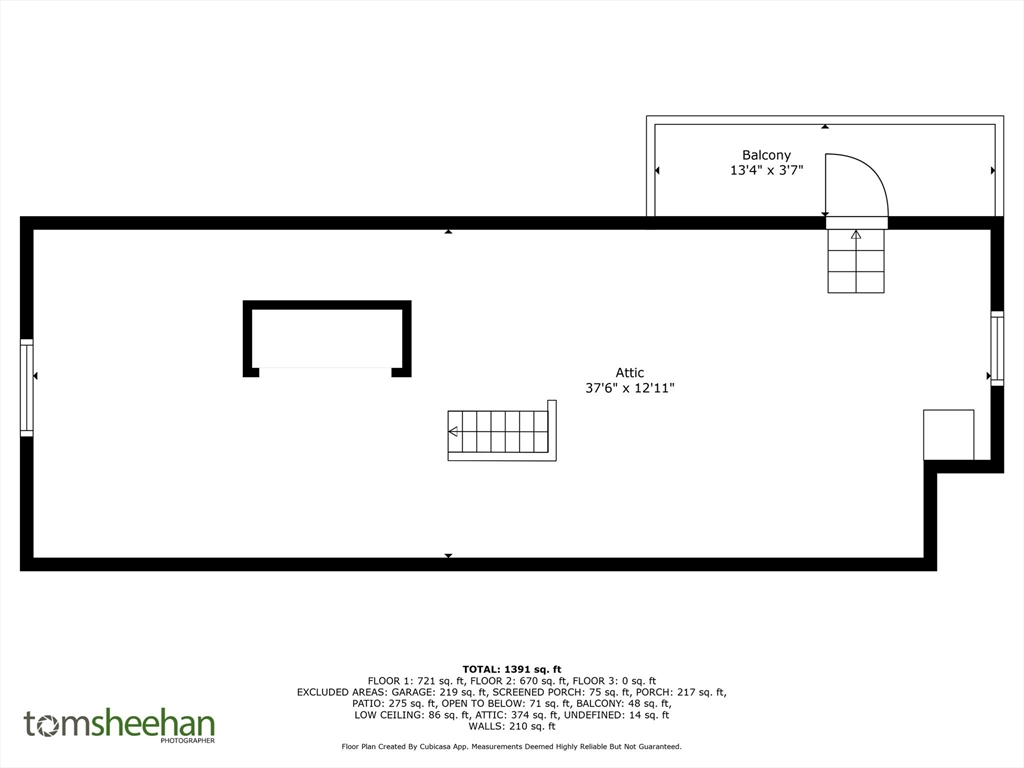 1 Gatehouse Lane, Unit 1 Hull, MA 02045 - Photo 41 of 42 a black and white photo of a floor plan