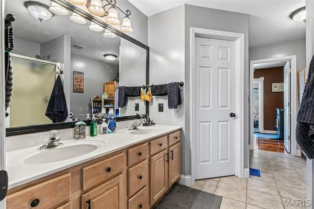 $529,900 | 2401 Pfinister School Road, De Soto, MO 63020