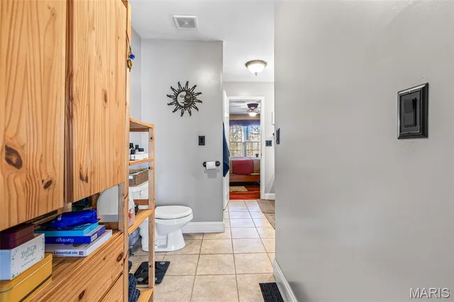 $529,900 | 2401 Pfinister School Road, De Soto, MO 63020