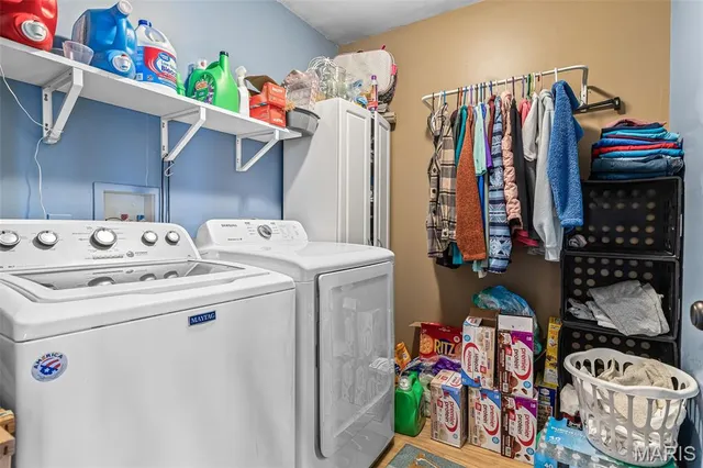 $529,900 | 2401 Pfinister School Road, De Soto, MO 63020