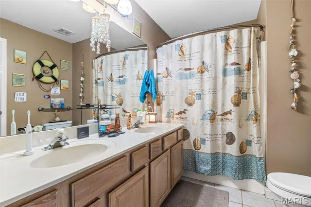 $529,900 | 2401 Pfinister School Road, De Soto, MO 63020