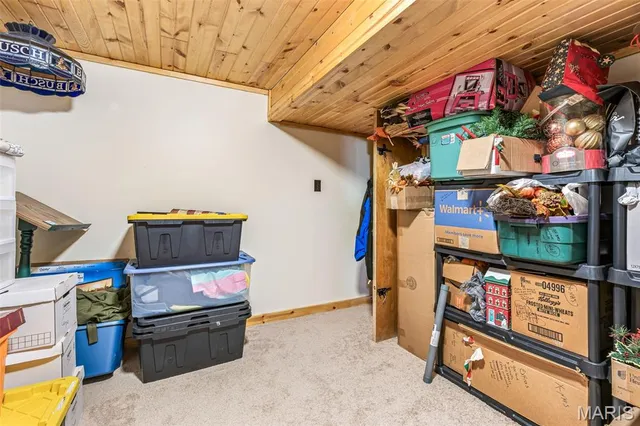 $529,900 | 2401 Pfinister School Road, De Soto, MO 63020