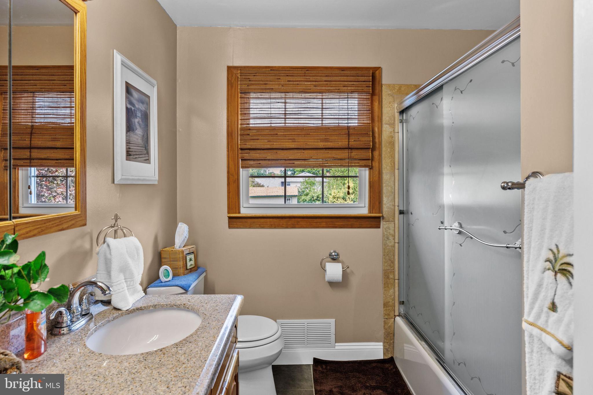 715 Heritage Road Cinnaminson, NJ 08077 - Photo 21 of 43 Double sink