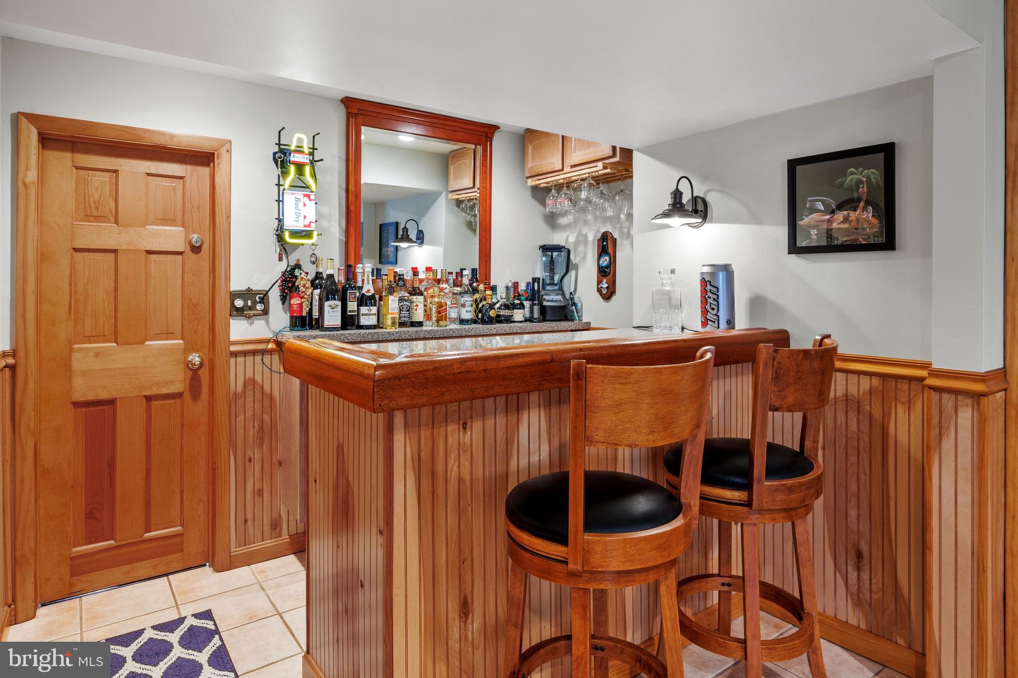 715 Heritage Road Cinnaminson, NJ 08077 - Photo 25 of 43 Wet bar