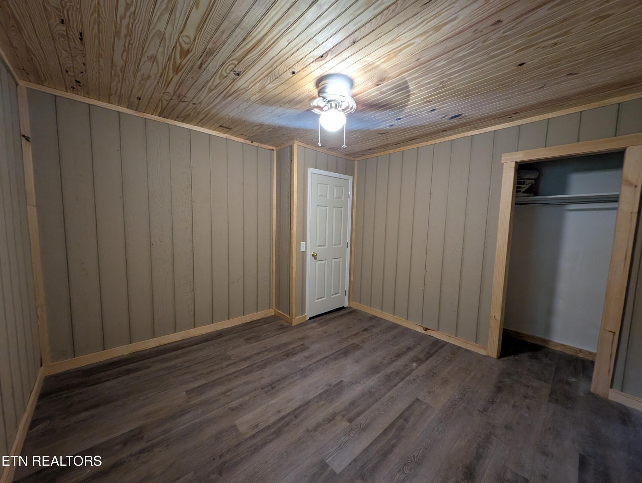 1014 Frank Campbell Road Jamestown, TN 38556 - Photo 12 of 17 Gallery Image 12